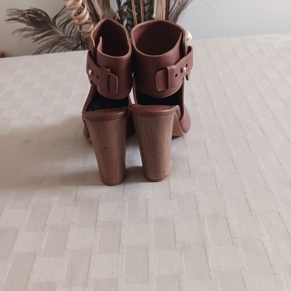 Vince Addie Leather Peep Toe Slingback Booties - Picture 5 of 16